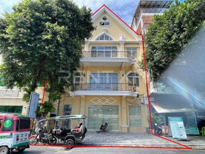 House for Rent near Phnom Penh Night Market Flat in Phnom Penh Capital