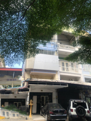 Flat for Rent at Khan Chamkar Morn Flat in Phnom Penh Capital