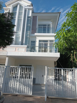 Twin Villa for Rent at Borey Chip Mong Sensok Villa in Phnom Penh Capital