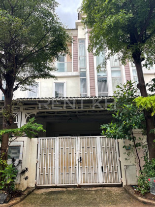 Link House for Rent at Borey Chip Mong Sensok Villa in Phnom Penh Capital