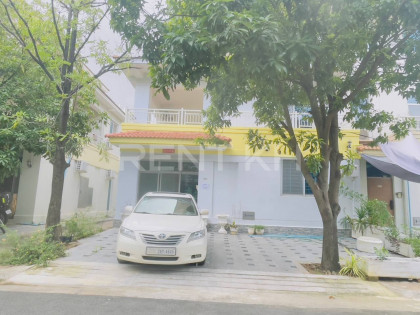 Link Villa for rent at Borey kamko City Villa in Phnom Penh Capital