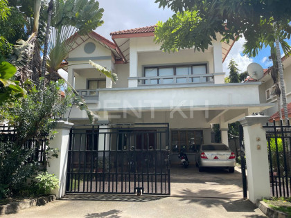 Single Villa for Rent at Borey Sunway Villa in Phnom Penh Capital