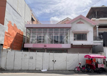 Shop House for Rent near Toul Tumpung Market Flat in Phnom Penh Capital