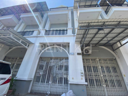 Link Villa for Rent at Borey Phnom Penh Thmey Villa in Phnom Penh Capital