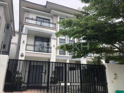 Twin Villa for Rent at Borey Rith Villa in Phnom Penh Capital