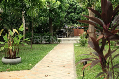 Villa For Rent At Chroy Changvar Villa in Phnom Penh Capital
