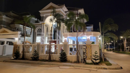 Single Villa for Rent at Borey Vimean Phnom Penh - Project 11 Villa in Phnom Penh Capital
