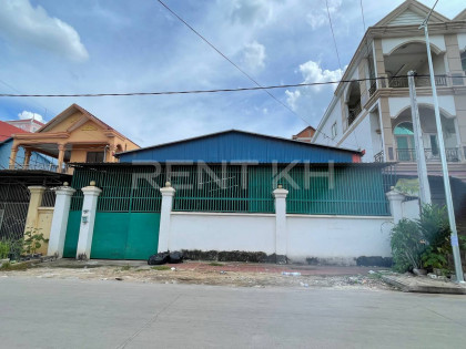 Warehouse for Rent at Khan Sen Sok Warehouse in Phnom Penh Capital