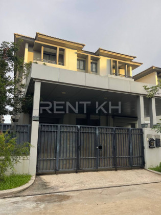 Twin Villa for Rent at Borey Chip Mong 598 Villa in Phnom Penh Capital