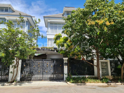 Villa Twin for Rent in Borey Peng Huoth The Star Emerald Villa in Phnom Penh Capital
