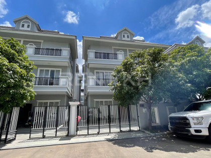 Villa Twin for Rent in Borey Phnom Penh Thmey Villa in Phnom Penh Capital