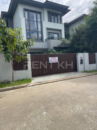 Queen Villa-A for Rent at Borey Chip Mong Land, ParkLand 598 Villa in Phnom Penh Capital