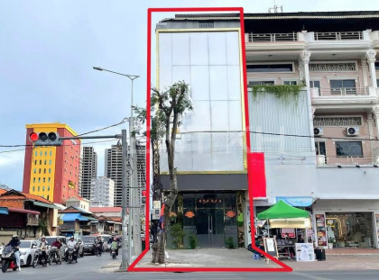 Shophouse for Rent near Toul Tompong Market Flat in Phnom Penh Capital