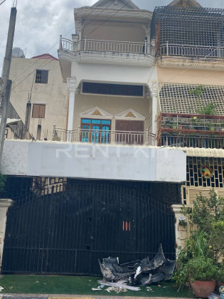 Shophouse for Rent at Khan Tuol Kuok Flat in Phnom Penh Capital