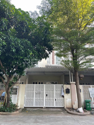 វីឡាកូនកាត់សម្រាប់ជួលនៅបុរី ជីបម៉ុងសែនសុខ Villa in Phnom Penh Capital