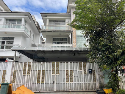 Twin Villa for Rant Borey Orkide The Royal Villa in Phnom Penh Capital