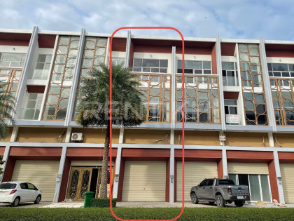 ផ្ទះអាជីវកម្មសម្រាប់ជួលនៅជ្រោយចង្វារ Flat in Phnom Penh Capital