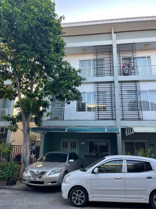 Link House  for Rent at Borey Peng Houth The StarPremier Villa in Phnom Penh Capital