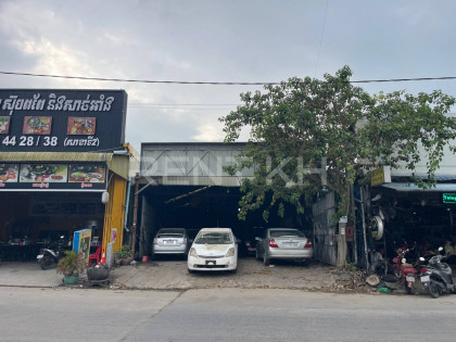 Warehouse for Rent near Chhuk Meas Market Warehouse in Phnom Penh Capital