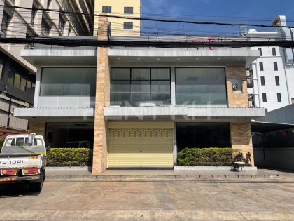 Shop House for Rent at Near School IFL Flat in Phnom Penh Capital