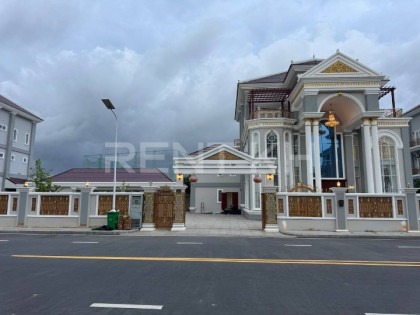 Single Villa for Rent at Borey Vimean Phnom Penh Villa in Phnom Penh Capital