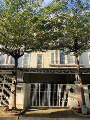 Link House For Rent at Borey Chip Mong Sen Sok Villa in Phnom Penh Capital