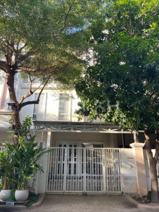 Link House For Rent at Borey Chip Mong Sen Sok Villa in Phnom Penh Capital