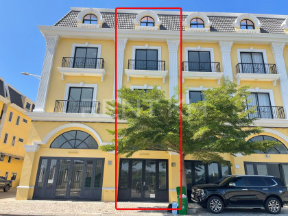 Shophouse for Rent at Khan Chrouy Changvar Flat in Phnom Penh Capital