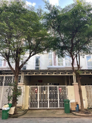 Link House For Rent at Borey Chip Mong Sen Sok Villa in Phnom Penh Capital