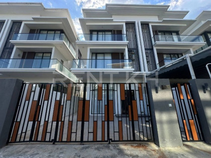 Twin Villa Rent at Chbar Ampov, Prek Eng Villa in Phnom Penh Capital