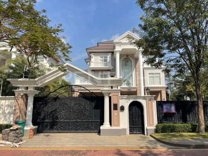 Queen Villa for Rent at Borey Peng Huoth Beoung Snor Villa in Phnom Penh Capital