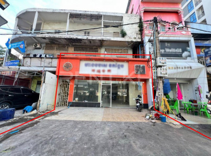 Shophouse for Rent at  BKK1 Flat in Phnom Penh Capital