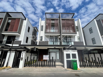 Twin Villa for Rent at Borey Prince One Tropica, Sen Sok Villa in Phnom Penh Capital