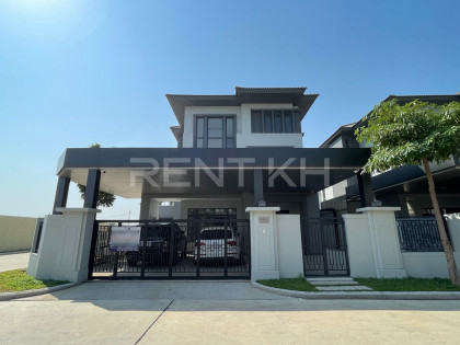 Single Villa for Rent at Borey Chip Mong Land Villa in Phnom Penh Capital