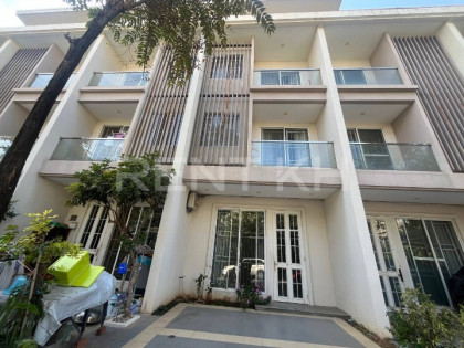 Link House for Rent in Borey Chip Mong Sen Sok Villa in Phnom Penh Capital