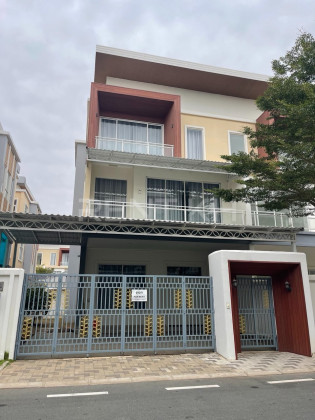 វីឡាភ្លោះនៅបុរីអ័រគីដេ​ ផ្លូវជាតិលេខ6A Villa in Phnom Penh Capital