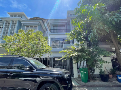 Twin Villa for rent at Borey Peng Houth The Star Premier Villa in Phnom Penh Capital