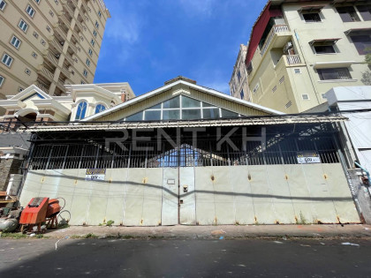 Warehouse for Rent at Toul Tom Poung Warehouse in Phnom Penh Capital