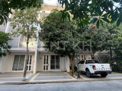 Link Villa rent in Borey Chip Mong Sen Sok, Villa in Phnom Penh Capital