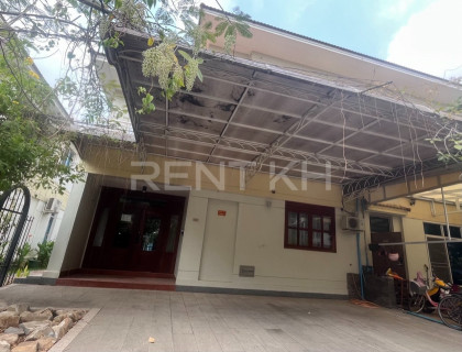 Link Villa for rent in Borey Camko Villa in Phnom Penh Capital