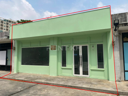 Shop for Rent at Tuol kork Flat in Phnom Penh Capital