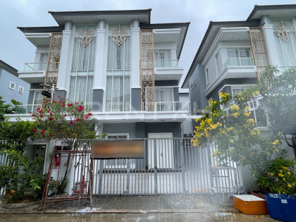 Twin Villa for Rent at Borey Varina Sen Sok Villa in Phnom Penh Capital
