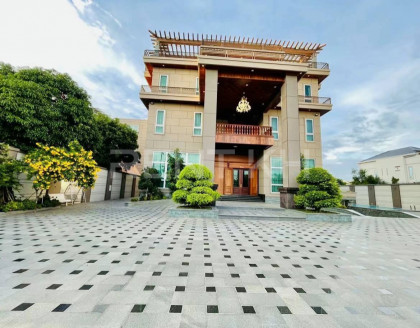Private Villa for Rent at Chrouy Changvar 6A Villa in Phnom Penh Capital