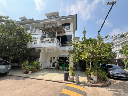 Twin Villa for Rent​ in Borey Peng Huoth The Star Premier Villa in Phnom Penh Capital