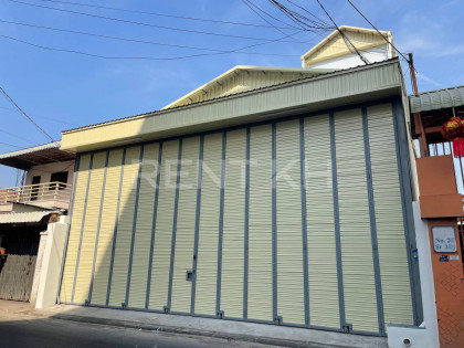 Warehouse for Rent Nearly Doeurm Kor Market Warehouse in Phnom Penh Capital