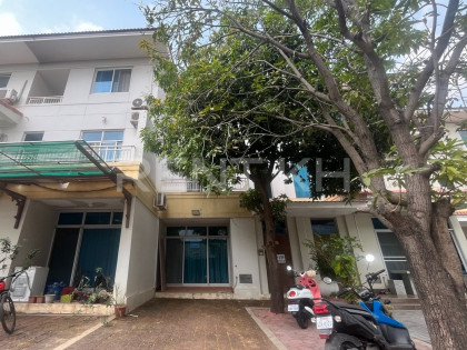 Link Villa for Rent in Borey Camko City Villa in Phnom Penh Capital