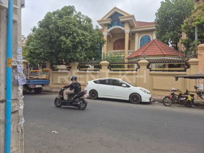 Villa for Rent at Toul Kork Villa in Phnom Penh Capital