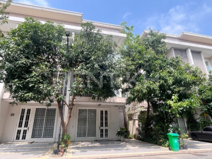 Link Villa rent in Borey Chip Mong Sen Sok Villa in Phnom Penh Capital