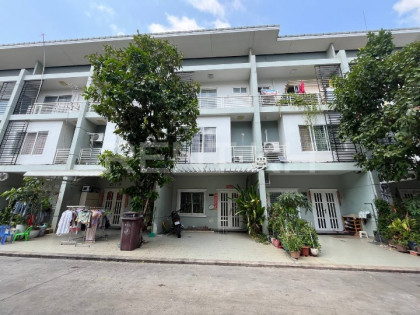 Link Villa for Rent at Borey Houth the Star Premier Villa in Phnom Penh Capital