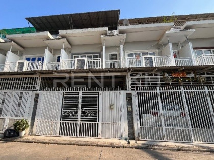 Link House for Rent in Borey J&C Sensok Villa in Phnom Penh Capital